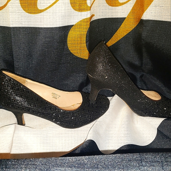 Shammine Other - 💖3/$20Black sparkle kitten heels